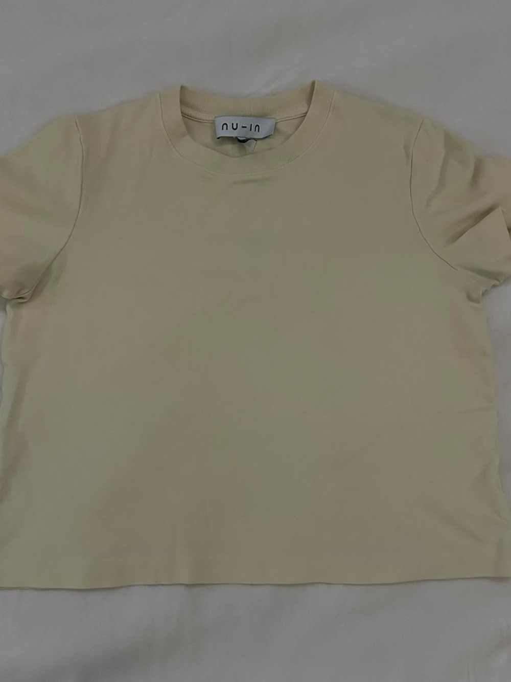 NU-IN yellow cropped tee